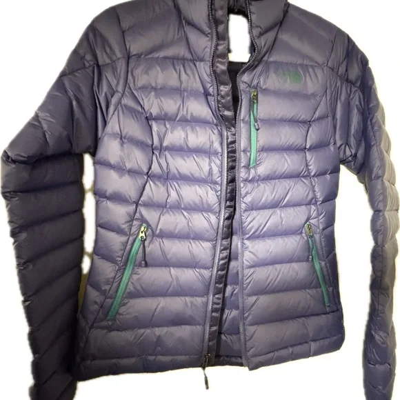 The North Face Women's Vibrant Blue Puffer Jacket - Picture 5 of 15